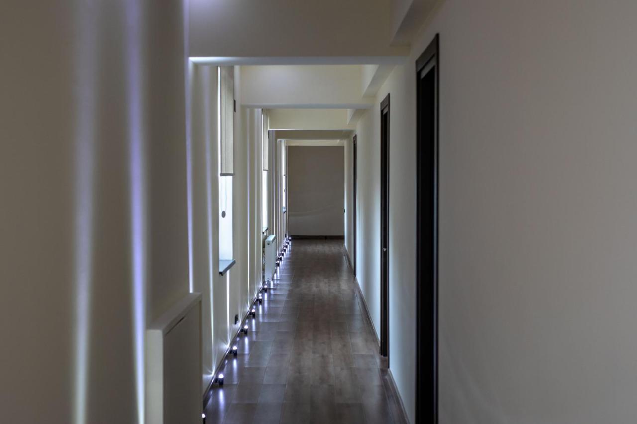 Hotel Takara Dedoplis Tskaro エクステリア 写真